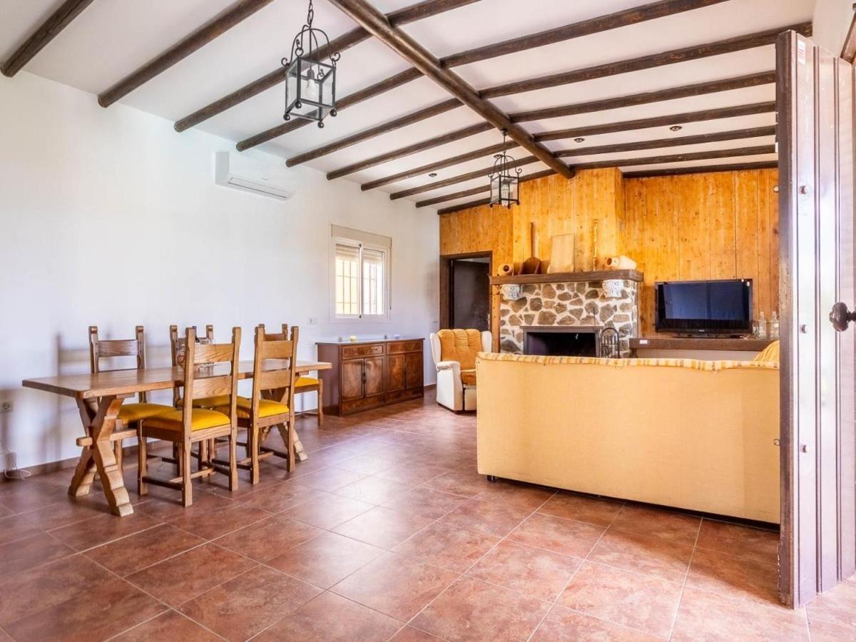 Villa Santa Teresa Vacacional Sevilla Dos Hermanas Buitenkant foto